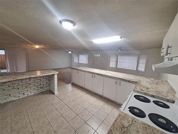 4th image of 342 Cherry Blossom Ln
