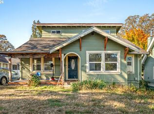 215 N 2nd St, Saint Helens, OR 97051