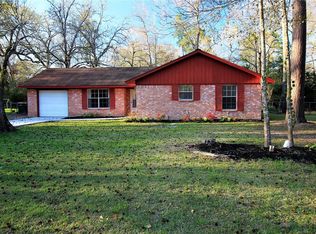 3745 Pin Oak Dr, Conroe, TX 77301