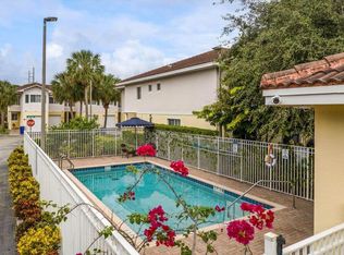 5140 NW 30th Ln, Fort Lauderdale, FL 33309