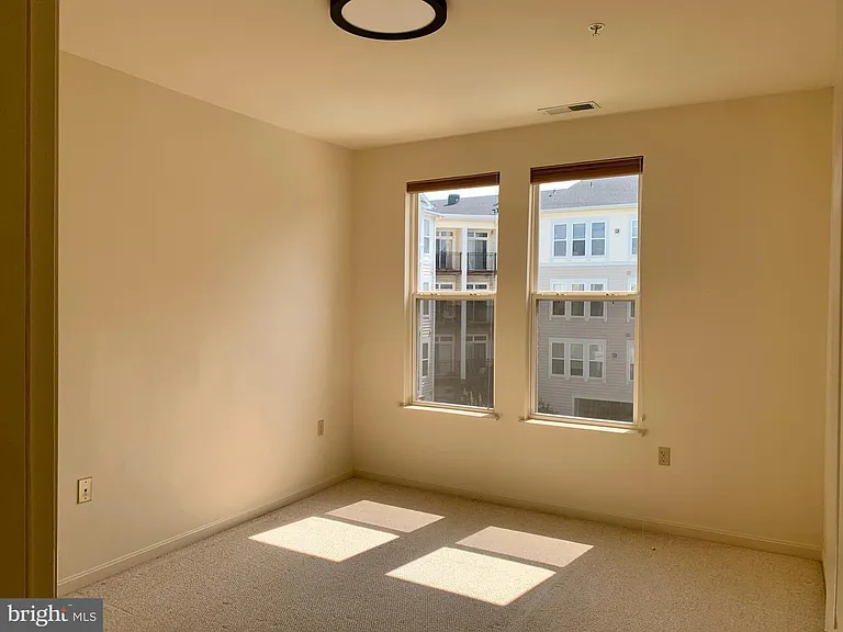 2655 Prosperity Ave #318 — Photo 21