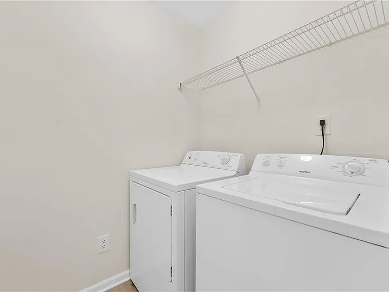 318 Knelston Oak Dr — Photo 34