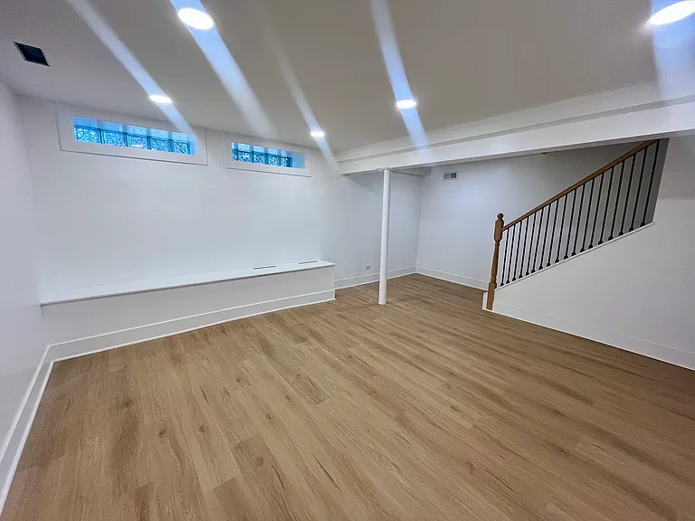 1812 W Cortland St #1F — Photo 15