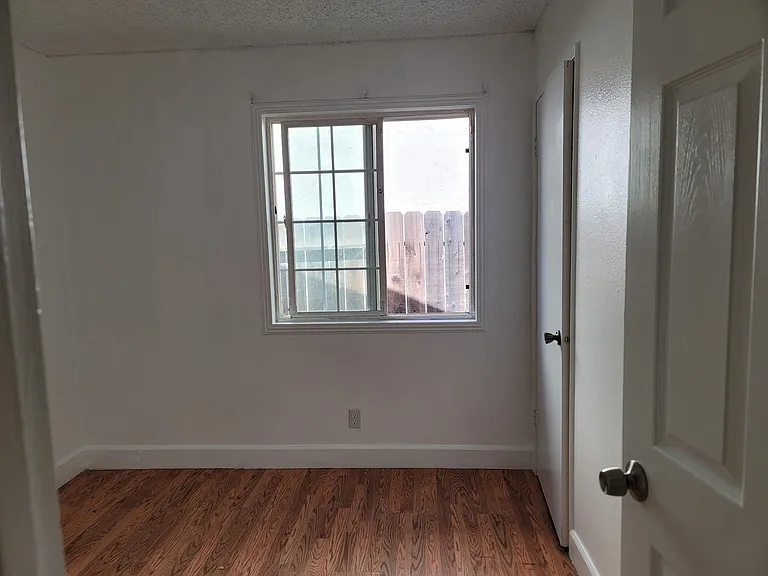 1713 Linden Way — Photo 10