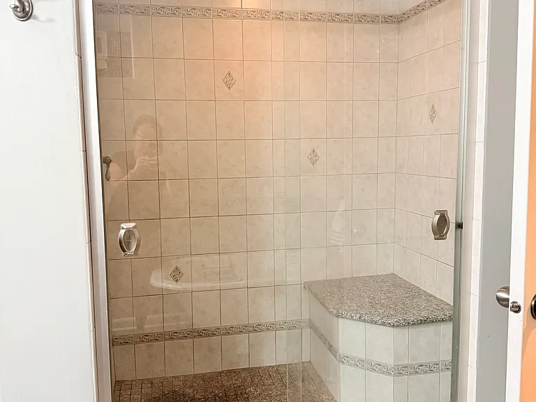 333 W 2nd St #1 — Photo 10