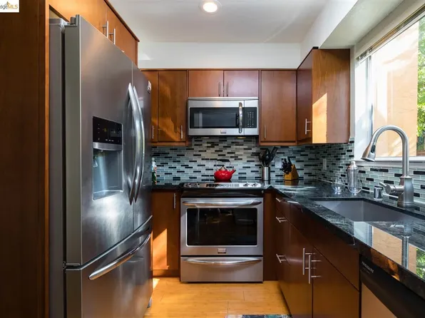 3856 Maybelle Ave #3, Oakland, CA 94619