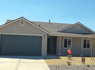 575 Country Hollow Dr, Fernley, NV 89408