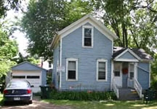 539 W Doty St Photo 1