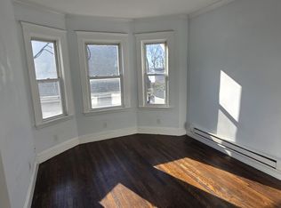 72 Campbell Ave APT 4, Revere, MA 02151