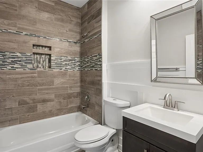 5038 Wickford Dr — Photo 11