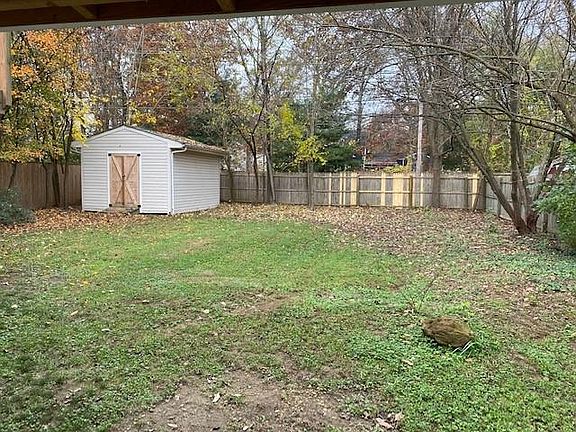 3rd image of 508 Narborough Ct