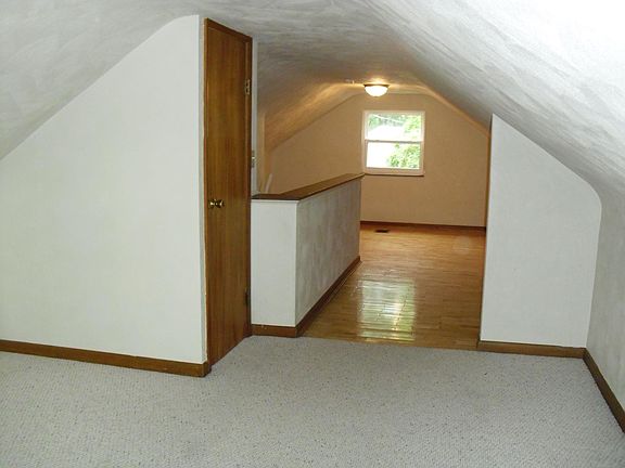 4th image of 8113 Camner Ave