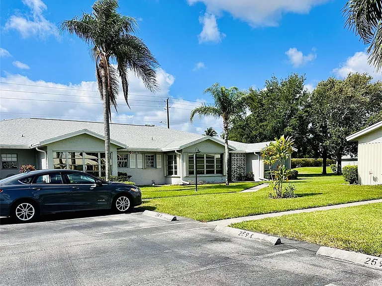 14676 Canalview Dr #C — Photo 37