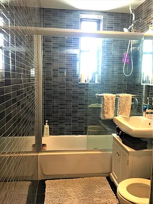 Rented by Charles Coutinho LLC | media 71