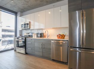 4556 N Sheridan Rd #205, Chicago, IL 60640