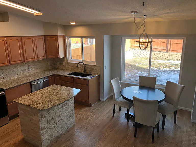 8319 Chancellor Dr — Photo 2