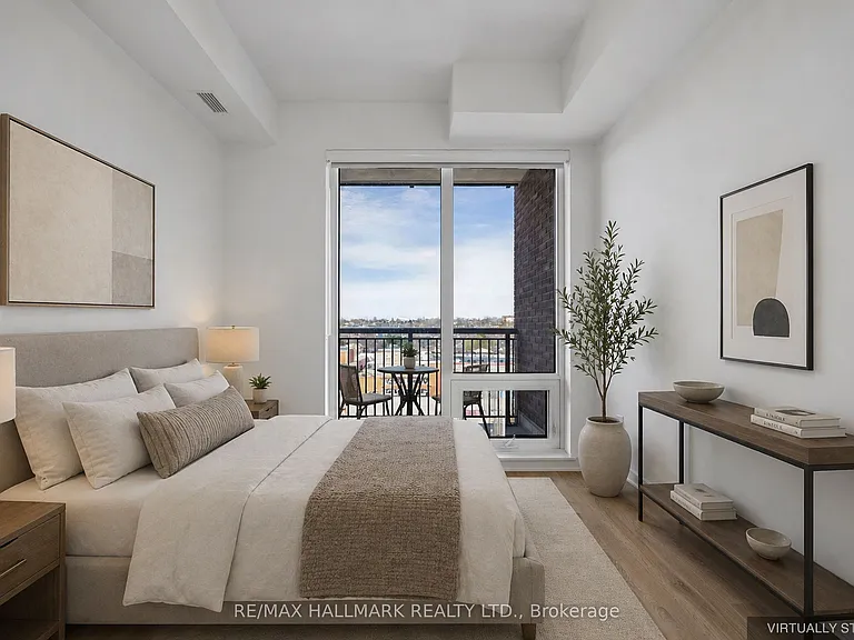 1185 Dupont St #515 — Photo 9