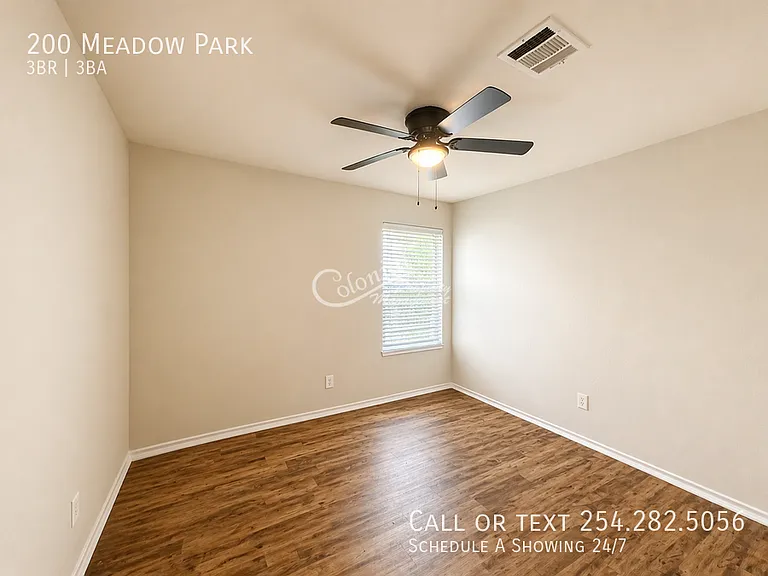 200 Meadow Park Dr — Photo 9