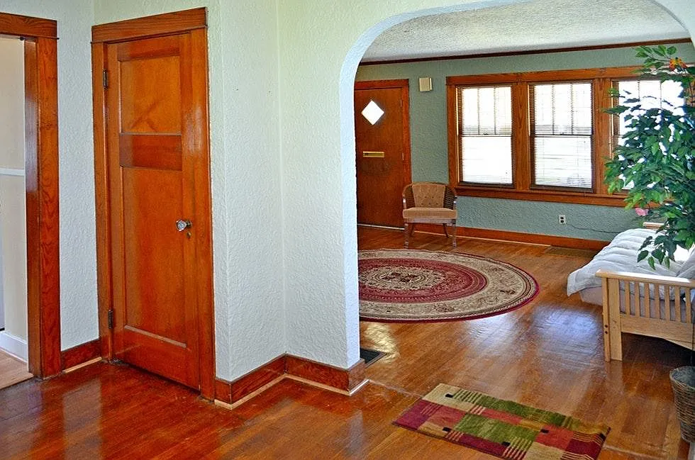 2 bed, 1117 sqft, $1,250 — Photo 3