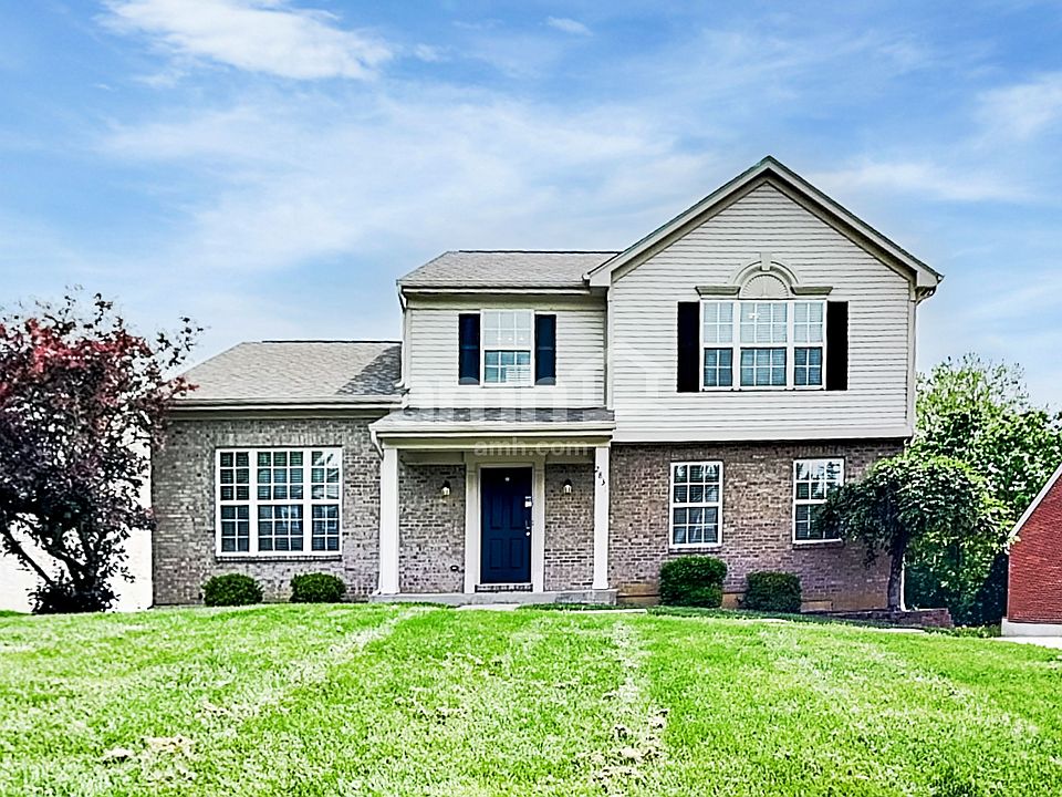 1st image of 2831 Coachlight Ln