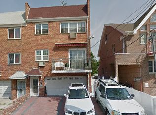 5921 59th Dr, Maspeth, NY 11378