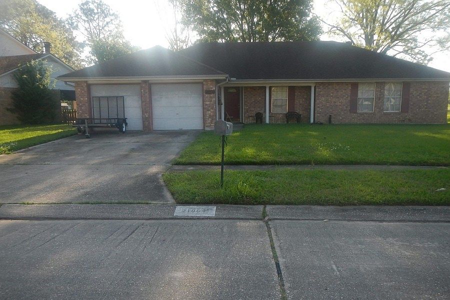 1st image of 2106 Pebble Beach Dr