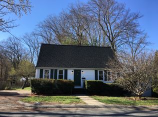 25 East St, Stoneham, MA 02180