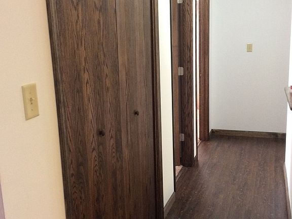 4th image of 2045 Meadow Ln #1-12
