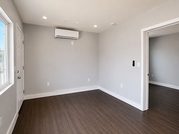3rd image of 5857-5863 1/2 S West Blvd #5859-3/4