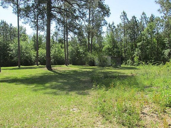 3rd image of 13475 Highway 32 W