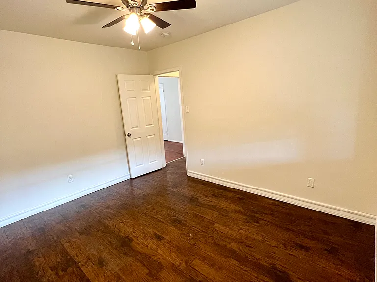 505 Edgewood St — Photo 14