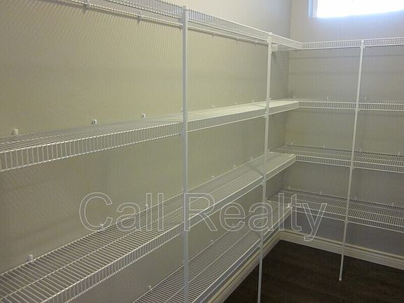 5th image of 5312 W Oxford Ave