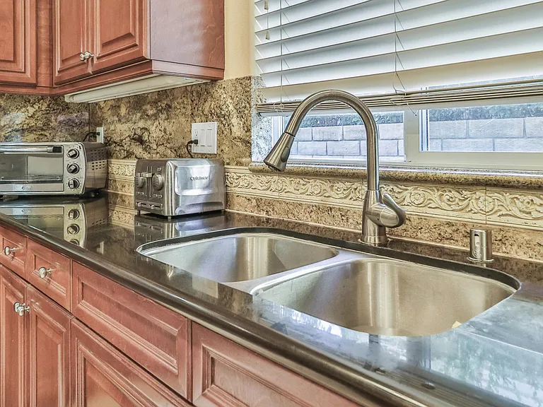 30428 Caspian Ct — Photo 10