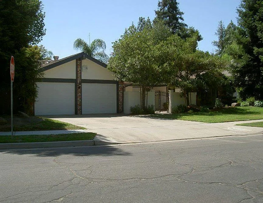 3145 W Fremont Ave photo 1