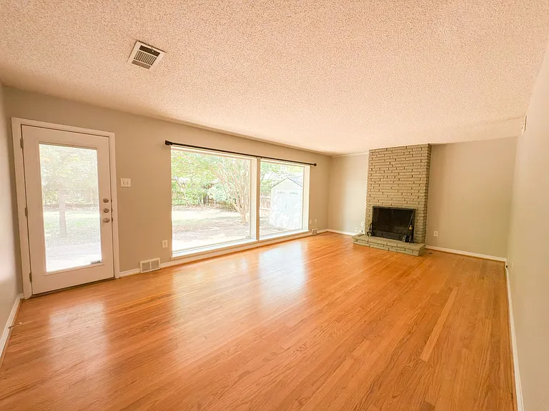 10457 Solta Dr — Photo 8