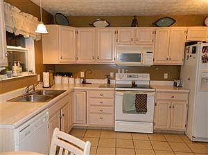 4th image of 9216 Arrowcreek Dr