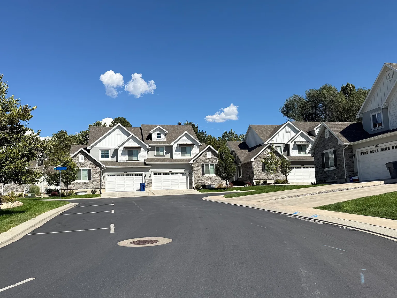 4 bed, 3.5 bath, 3536 sqft, $3,500 — Photo 4