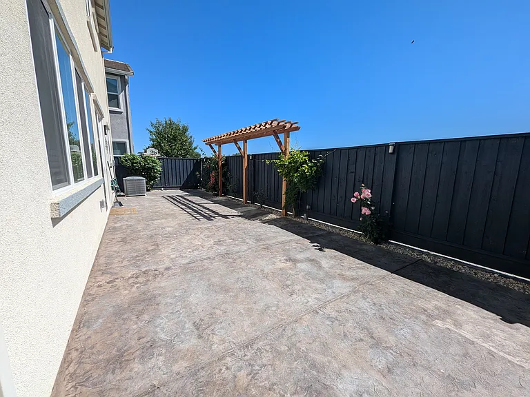 181 Damasco Ln — Photo 15