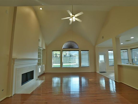 3rd image of 3227 Amber Holly Ct