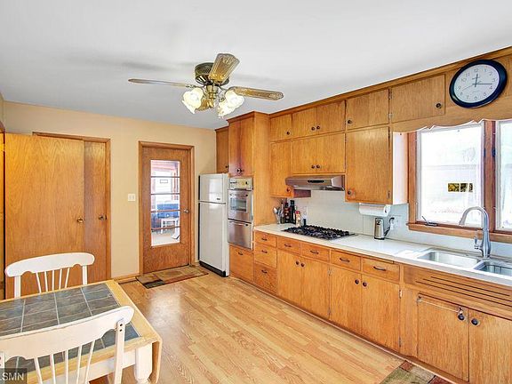 5th image of 209 W State St