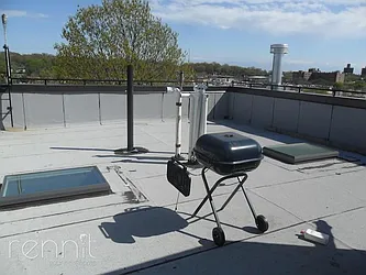 Rented by Rennit Inc.