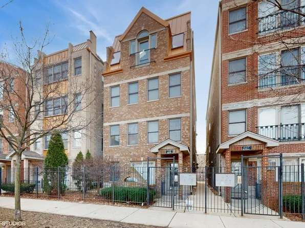 2455 W Harrison St Unit 4, Chicago, IL 60612