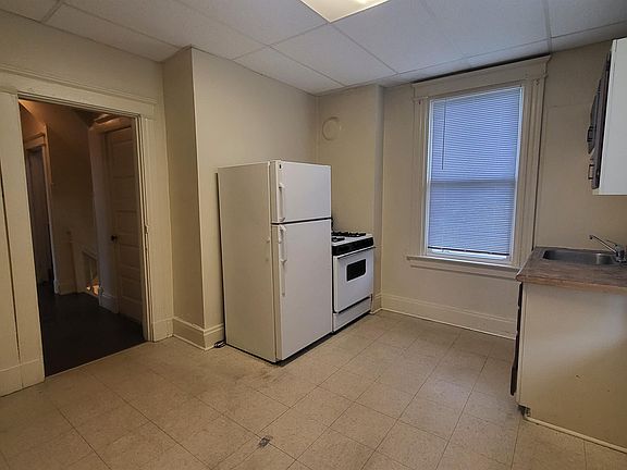 5th image of 3735 Lovell Ave #2