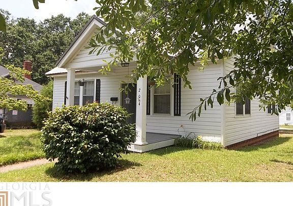 2nd image of 204 Royal Ave