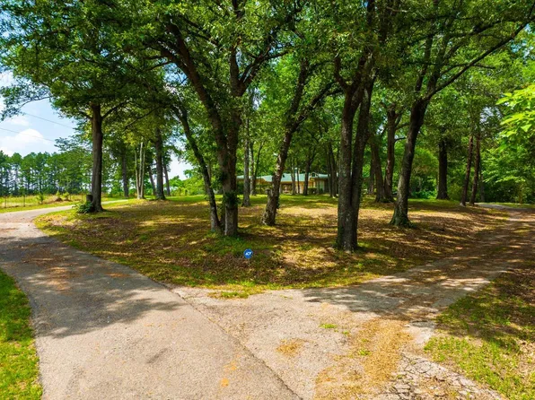 4692 Locust Rd, Gilmer, TX 75645