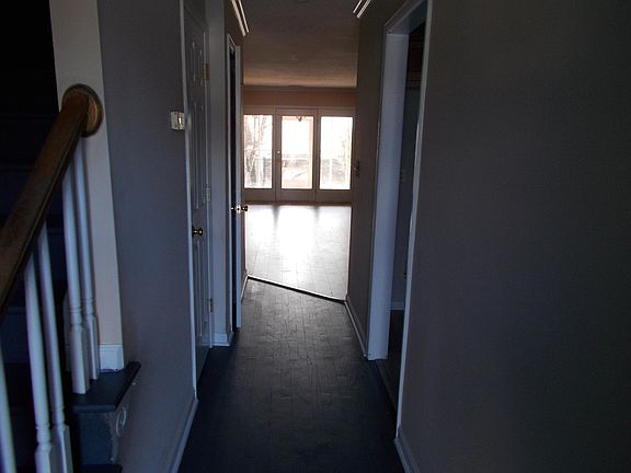 2nd image of 14 Somersett Dr #14