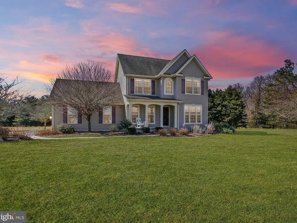 1st image of 111 Willow Brooke Ct