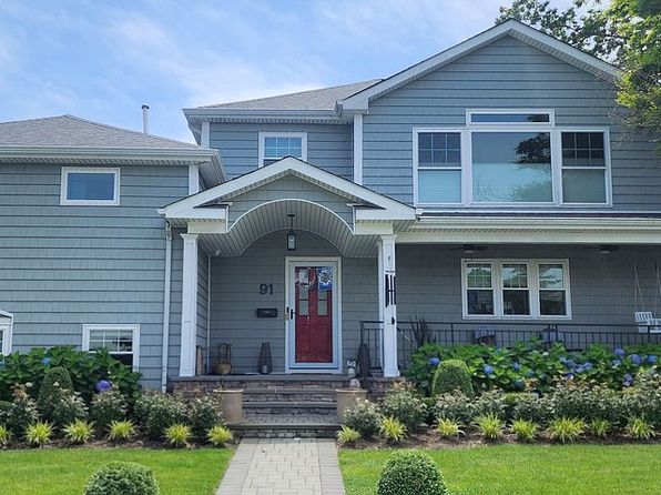 91 Westbury Ave