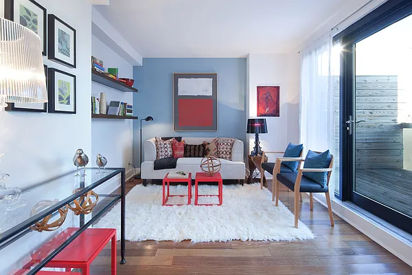 Sold by aptsandlofts.com | media 12