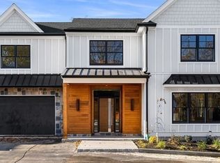 8 Orchard Rd #B, Gloucester, MA 01930